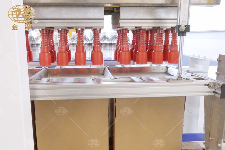 開(kāi)裝封一體機(jī)-2 開(kāi)裝封一體機(jī)-2